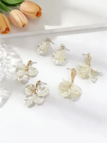 1對甜美風格貝殼形狀人造珍珠吊墜耳環和花朵形狀人造珍珠耳環，適合女性日常佩戴、派對和度假 - 白色 - 查看 5