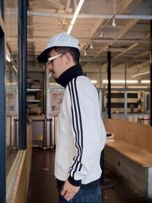 adidas originals 三葉草系列服 WAFFLE BBTT條紋經典復古立領運動休閒拉鍊長袖夾克 男女同款 奇妙白 - 白色 - 查看 11