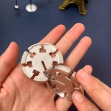 2片金属雪花拼图，提升逻辑思维和问题解决能力 - 彩色 - 查看 1