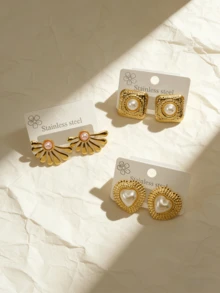 Retro Gold And Pearl Stud Earrings With Textured Details - Elegant Lightweight Women's Jewelry Set Suitable For Various Occasions To Wear - Multicolor - View 2