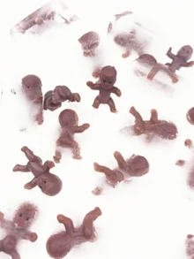 10pcs/Set Baby Shower Ice Cube Game Mini Plastic Baby/Party King Cake/King Cake Baby/King Cake Baby/Plastic Baby Non-Edible Cake Toppers (Black) - Multicolor - View 6