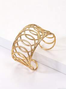 1pc Fashionable Hollow Geometric Stainless Steel Bangle Bracelet, Suitable For Women To Wear On Beach Vacation Or As Gift For Friends - Yellow Gold - View 9