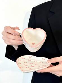 1 Set Heart-Shaped Ceramic Cup & Saucer, Niche Design, Heart-Shaped Handle Cup, Heart-Shaped Saucer, Breakfast Cup & Saucer, Afternoon Tea Cup, Suitable For Home, Restaurant, Cafe - Pink - View 2