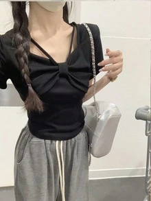 别致方领短袖T恤，蝴蝶结设计，修身显瘦，休闲黑色夏季上衣 - 黑色 - 查看 4