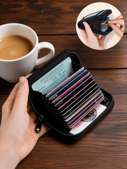 1个时尚PU皮革卡包钱包，带拉链口袋和零钱包，非常适合存放现金和银行卡，是情人节和生日送给父亲、男友的理想礼物，也是收纳整理的好帮手，旅行必备。