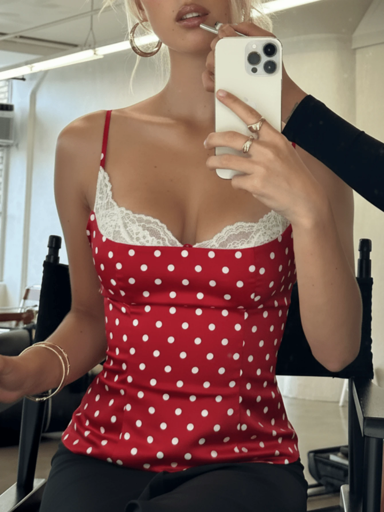 Retro Lace Patchwork Camisole For Women Polka Dots Back Button Slim Fit Tank Tops Spaghetti Strap Square Neck Open Back Cami Tops Summer Chic Tops For Going Out Casual Party/Concert Wear - 紅色 - 查看 1