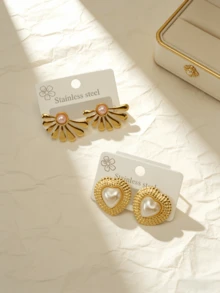 Retro Gold And Pearl Stud Earrings With Textured Details - Elegant Lightweight Women's Jewelry Set Suitable For Various Occasions To Wear - Multicolor - View 4