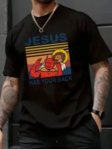 Figura que simboliza la lucha entre lo divino y lo oscuro mostrando protección espiritual y fuerza interior Camiseta de hombre 100% algodón de gran comodidad y resistencia - Blanco - Ver 2