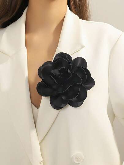 1pc Handcrafted Black Satin Fabric 3D Floral Brooch, Elegant Minimalist Lapel Pin, High-End Fashion Accessory, Suitable For Women's Daily Wear
