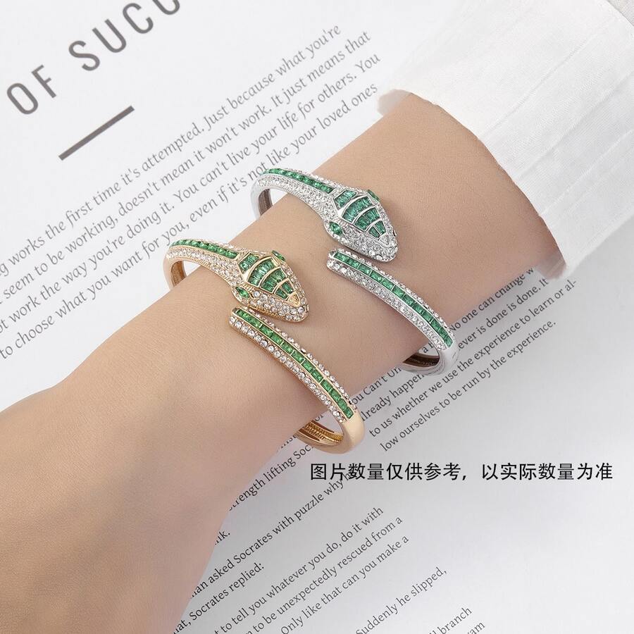奢华绿色水晶蛇形手链，专为女性设计，适合正式场合和时尚礼品 - 彩色 - 查看 1