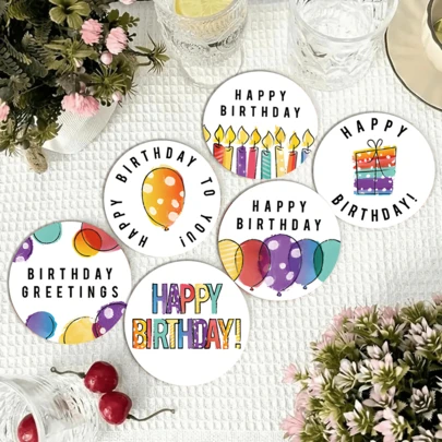 بساطة وأناقة عيد الميلاد'، تجريد الديكورات المعقدة والتركيز على 'البركات'، نقل القيمة العاطفية ل-'عيد الميلاد كلحظة حوار لطيف مع النفس والأحباء'، تتناسب بدقة مع احتياجات الشباب الفنيين، والحفلات الراقية، والهدايا للكبار.