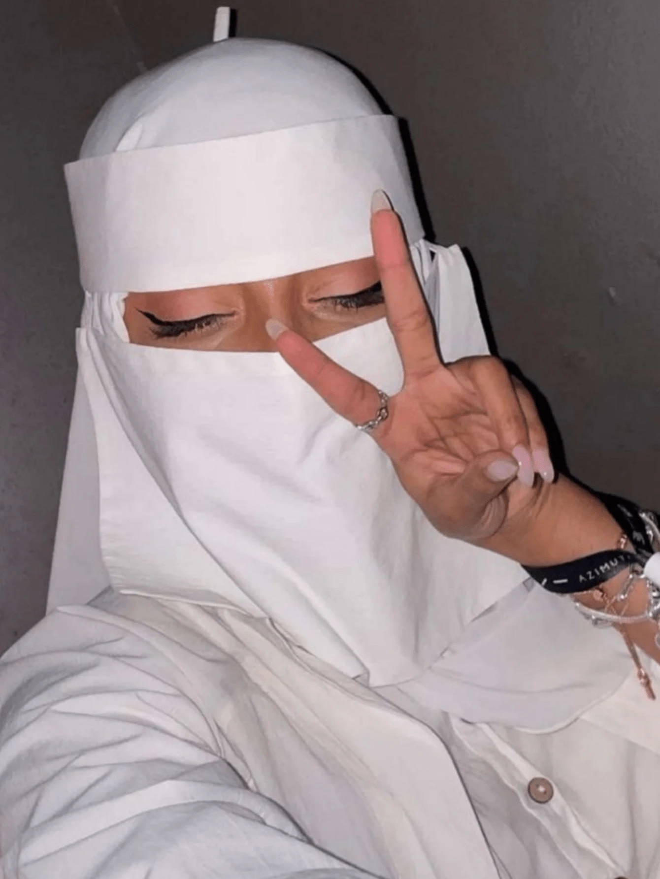 1 chiếc khăn trùm đầu/áo choàng Abaya nữ tối giản, thanh lịch, chất liệu chiffon mềm mại, màu trơn, thích hợp để che gió và chống bụi khi mặc hàng ngày.