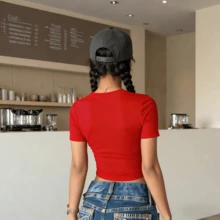 A Pure Cotton Crew Neck Short-Sleeve Women's T-Shirt With A Slogan Print, Summer Women's Graphic Top, Versatile For Everyday Wear, Comfortable For Home, And Machine Washable. - 紅色 - 查看 3