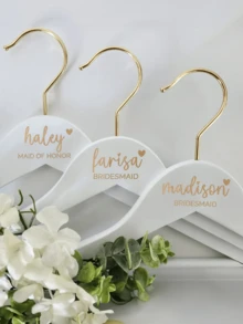 Móc treo váy phù dâu, Móc treo màu trắng, Quà tặng phù dâu, Móc treo váy cưới, Móc treo đồ cho tiệc cưới, Móc treo khắc theo yêu cầu, Móc treo đồ cho tiệc cưới, Móc treo váy cưới cá nhân hóa, Móc treo váy cưới bằng gỗ theo yêu cầu, Móc treo vest nam, Móc treo quần áo tùy chỉnh, Móc treo quần, Móc treo váy cưới cô dâu, Móc treo váy cưới phù dâu khắc chữ, Dễ thương, Duyên dáng, Phong cách phòng cưới, Quà tặng ý nghĩa - Nhiều màu - Xem 5