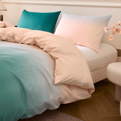 3pcs Ombre Camel Green Duvet Cover Set, 100% Polyester With Zipper, Soft & Breathable Bedding Set For All Seasons - Includes 2 Pillow Shams & 1 Duvet Cover (No Filling), Suitable For Bedroom, Guest Room, Dorm - Holiday Gift