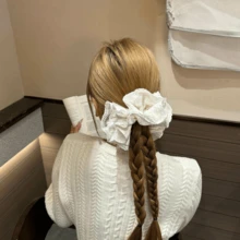 1个白色蕾丝波点珍珠缎面四层发圈，蓬松大号发绳，适合日常佩戴、派对、聚会、度假，四季皆宜 - 彩色 - 查看 3