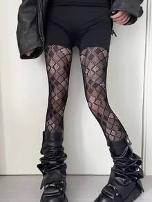 大码优雅女士不对称菱形图案连裤袜，黑色，高弹力，适合所有季节。这款大码透明连裤袜用途广泛，可搭配各种服装，展现青春活力、性感和时尚感。 - 彩色 - 查看 7