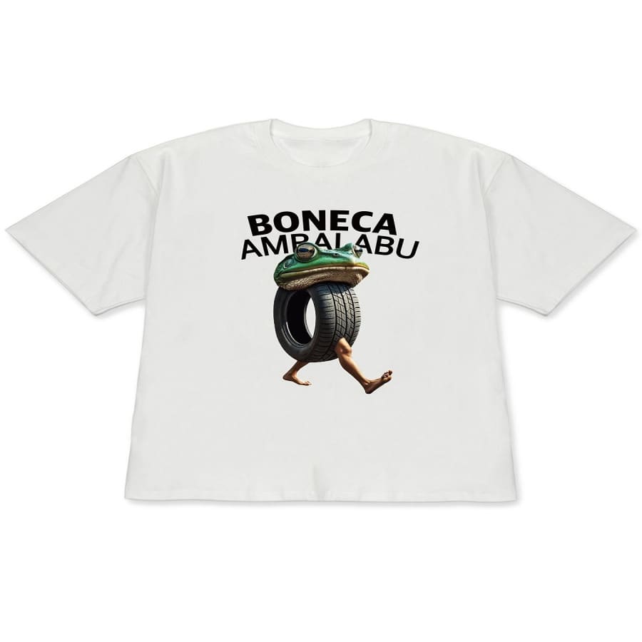 Camiseta de hombros caídos con texto "BONECA AMPALABU" e ilustración de cabeza de rana con neumático y patas humanas, camiseta blanca de manga corta para un estilo absurdo y caprichoso, cómoda y agradable para la piel, ideal para salidas diarias para fans de la moda caprichosa - Multicolor - Ver 1