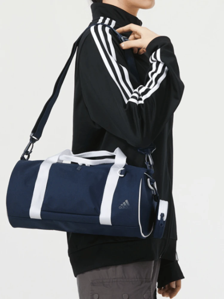 Túi đeo vai/đeo chéo/túi xách tay nữ adidas có khóa kéo và dây đeo vai có thể tháo rời và điều chỉnh được, màu xanh dương. - Xanh và trắng - Xem 1