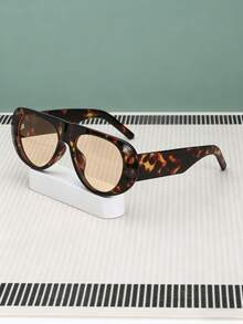 Retro Leopard Print Tinted Fashion Glasses - Leopard Light Tea Tablets - View 4