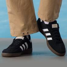 Giày thể thao cổ thấp adidas Originals HANDBALL SPEZIAL, unisex, màu đen và trắng. - Đen và Trắng - Xem 3
