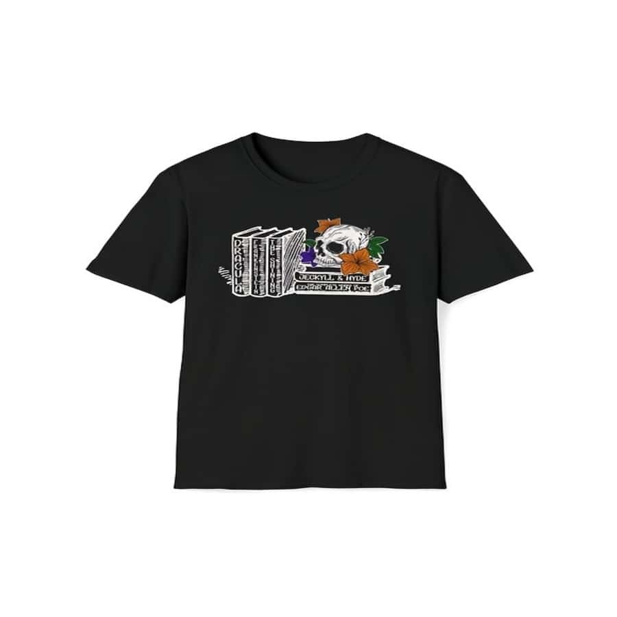 Camiseta Estampada Primavera/Verano 2026 Libro Espeluznante, Camiseta Unisex Gildan Softstyle, Estampado de Calavera y Libro, Tallas S-3XL - Multicolor - Ver 1