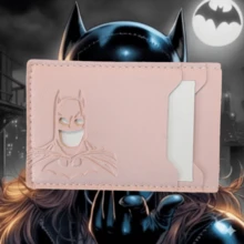 Warner Bros 华纳兄弟蝙蝠侠卡包，超级英雄主题，超薄简约，可用作身份证卡包，男女通用，前袋安全钱包，完美的父亲节礼物，耐用的对折钱包，多卡槽设计。 - 彩色 - 查看 10