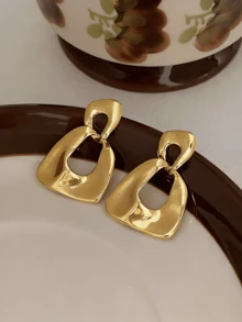 A Pair Of Simple, Glossy, Golden Geometrically Irregular Drop Earrings For Women Everyday Wear - Gold - View 4