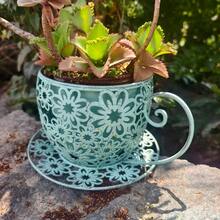 Rustikaler Blumentopf in Form einer Kaffeetasse aus Eisen – Leichter, runder Metallpflanztopf mit dekorativen Griffen, geeignet für drinnen und draußen, Garten, Balkon oder Tisch, für Sukkulenten, Blumen und Pflanzen - Weiß - Übersicht 6
