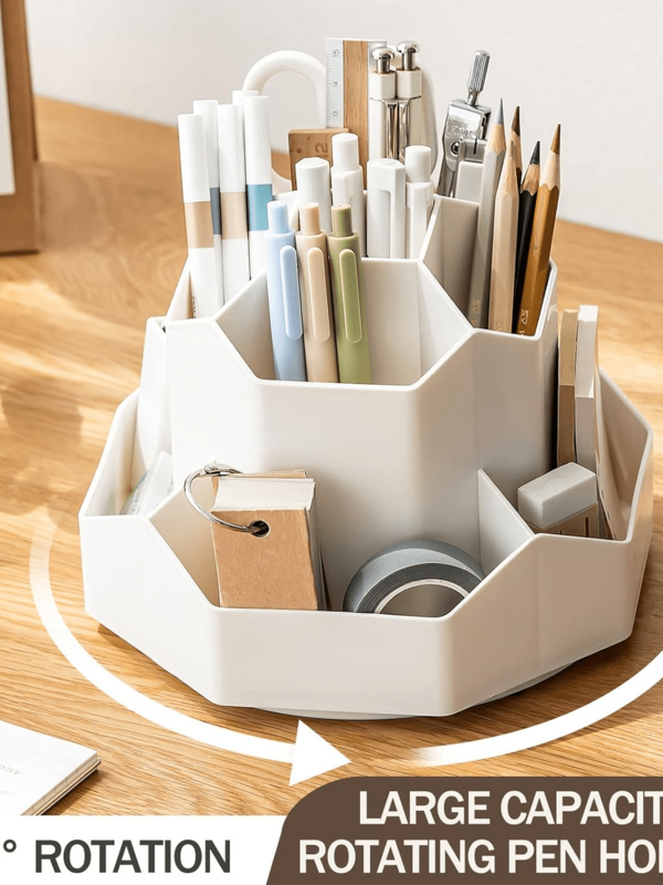 1 قطعة جديدة محسنة من حامل الأقلام الدوار البلاستيكي كبير السعة، صندوق تخزين القرطاسية متعدد الوظائف للمكتب واستخدام طلاب المدارس، تصميم قابل للدوران 360 درجة، بلاستيك عالي الجودة وقوي، سعة كبيرة للأقلام والأقلام الرصاص والأقلام الحبر والمسطرات