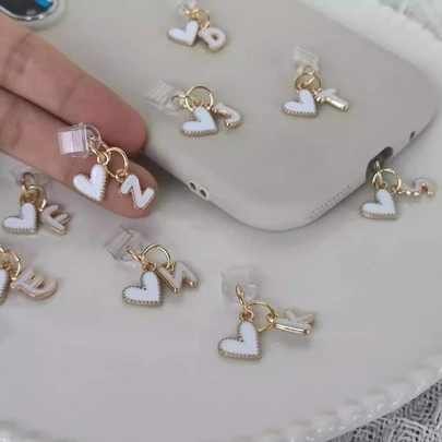 White Heart-Shaped 26 Letter Anti-Dust Plug, Letter Heart-Shaped Phone Earphone Charging Port Protective Cover Accessory, Suitable For DIY Phone Decoration, Universal Type-C Charging Port Dust Plug