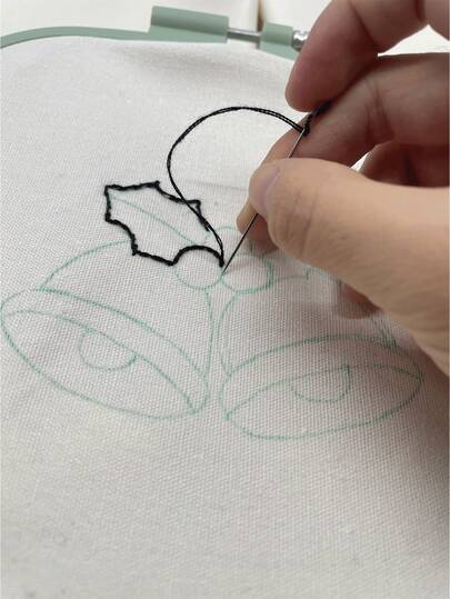 6块米色刺绣布料方块，高密度布料，预裁尺寸为11.81英寸 x 11.81英寸，适用于手工制作、缝纫项目和缝纫用品。