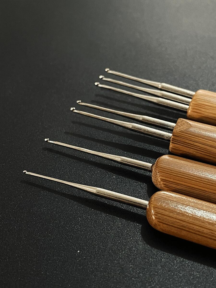 [4件組]竹柄辮子鉤針套組 (0.5mm/0.75mm 單頭 / 雙頭 / 三頭)，13.5cm 長柄，辮子 / 假髮編織 DIY 專用工具 - 碳化鉤針 - 查看 1
