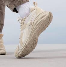 Giày thể thao cổ thấp PUMA Hypnotic LS thoải mái và đa năng, phù hợp cho cả nam và nữ. - Màu Khaki - Xem 3