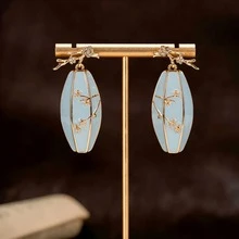 1 Pair Vintage Elegant Light Blue Glazed Golden Plum Blossom Vase Pendant Earrings, Suitable For Women's Daily Wear, Formal Events, Gifts For Her, Holiday Gifts - Light Blue - View 5