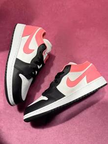 Nike Jordan Legacy 312 LOW GS大童 防滑耐磨 低筒 兒童籃球鞋 白灰綠 - 白粉 - 查看 9
