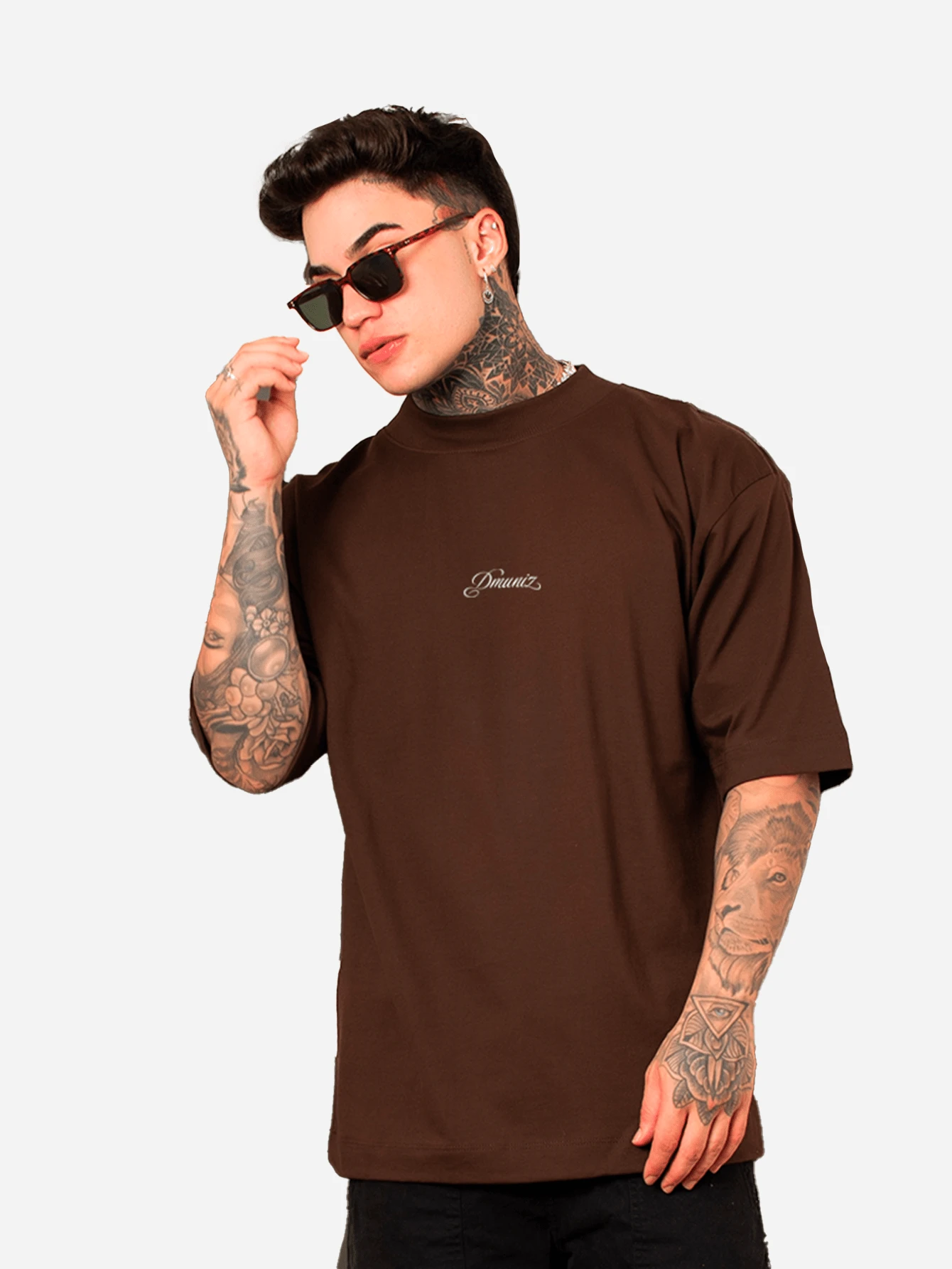 Oversized Streetwear Crew Neck T-Shirt DMUNIZ Cursive Print 100% Premium Cotton New Release - Rỉ Nâu - Xem 1