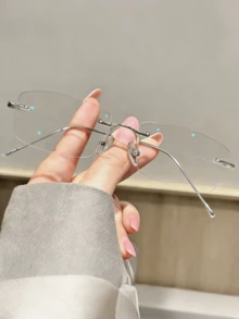 Ultra Light Frameless And Non Prescription Glasses, Exclusive To High-End Individuals, Fashionable High-Definition Resin Super Tough Lenses, Flat Lenses, Suitable For Commuting, Office, Entertainment, And Daily Wearing Of Mobile Phones And Gifts - Silver Glasses Frame Rimless - View 4