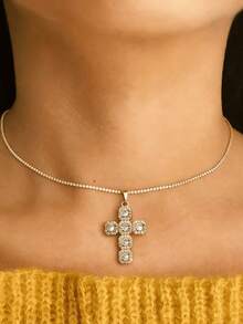 女士不锈钢十字架吊坠项链，镶嵌全铺镶人造钻石，时尚奢华优雅吊坠项链 - 銀色 - 查看 8