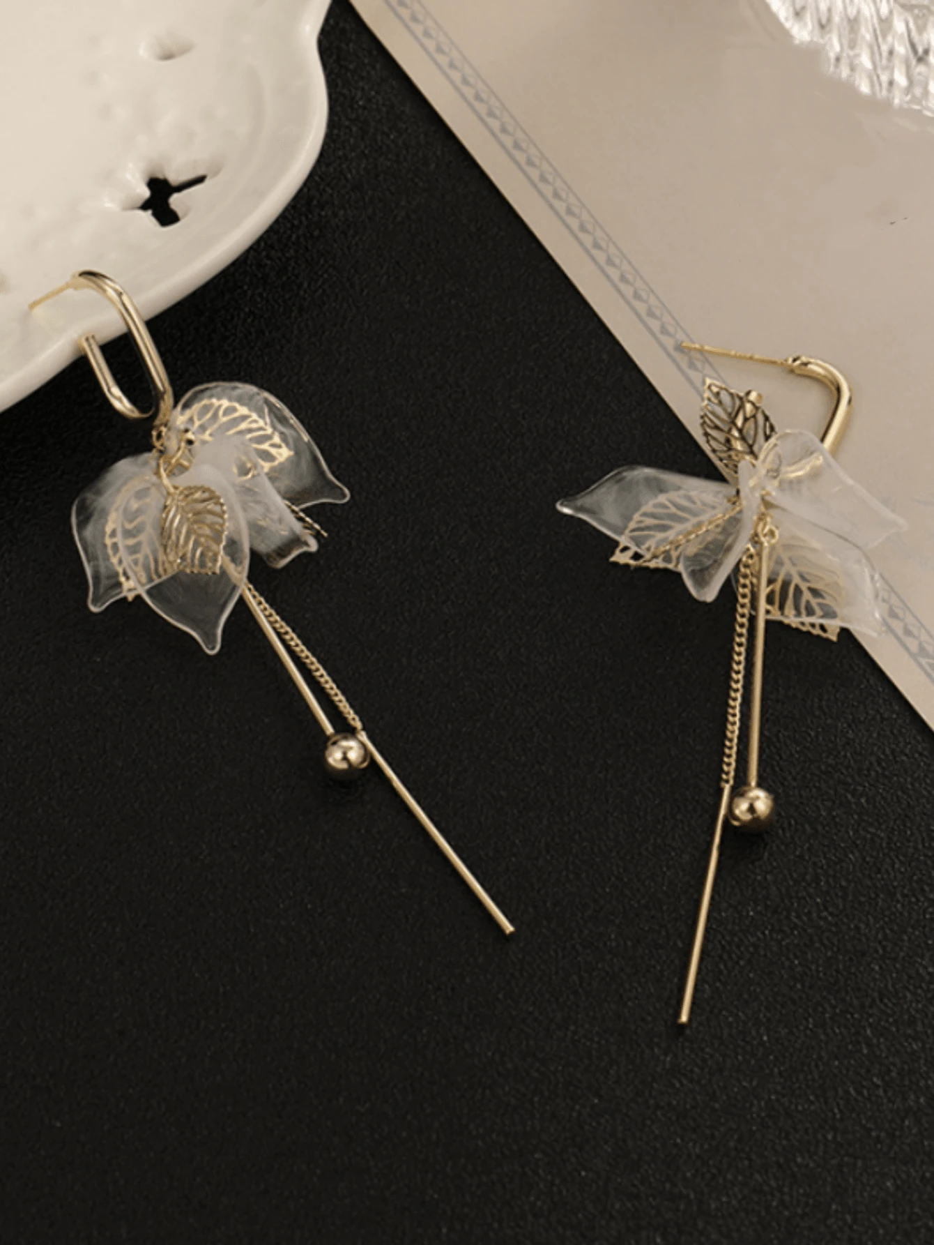 1对新款优雅树叶造型耳环，简约时尚长款金属流苏耳环，适合女性日常佩戴，礼品 - 金色 - 查看 1