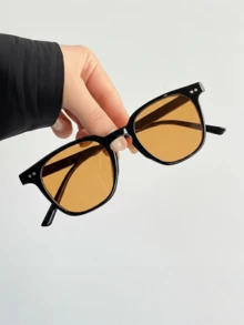 1 Pair Of Women's Black Oval PC Frames, Ideal For Daily Wear Or Beach Accessorizing. A Staple In Female Eyewear, These Glasses Complement Business Casual Outfits And Are Perfect For Summer Vacations, Outdoor Excursions, Or As A Travel Gift. - Black - View 5
