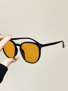 1 Pair Of Women's Black Oval PC Frames, Ideal For Daily Wear Or Beach Accessorizing. A Staple In Female Eyewear, These Glasses Complement Business Casual Outfits And Are Perfect For Summer Vacations, Outdoor Excursions, Or As A Travel Gift. - Black - View 3