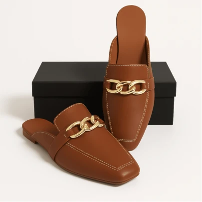 Mule Feminino Estiloso com Solado Confortável e Design Atual, Perfeito para Uso Diário Trabalho e Momentos Casuais