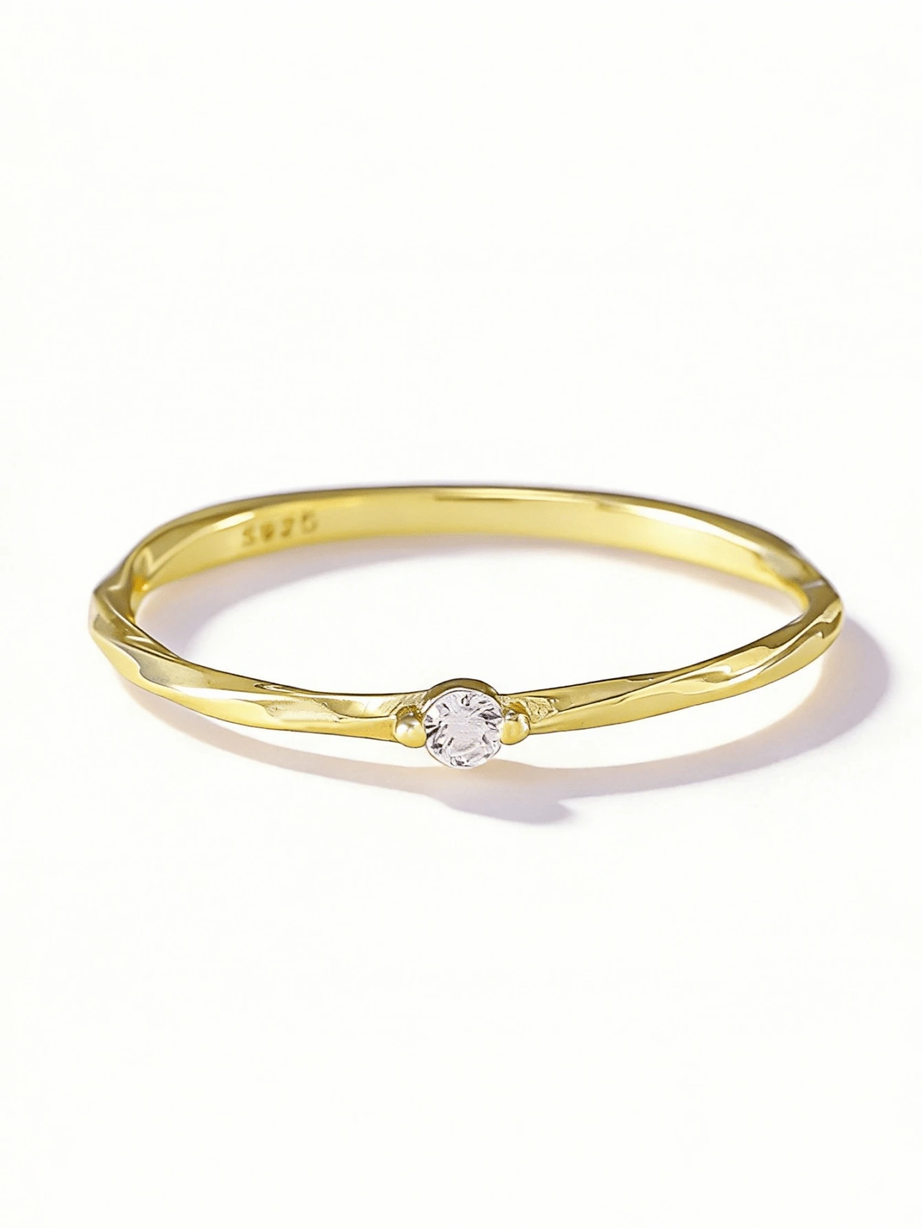 Flyleaf 1 pieza Anillo delicado de mujer de plata de ley 925 con baño de oro de 18K, de textura retorcida multicapa, con circonita artificial, joyería - Dorado - Ver 1