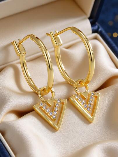 Women's Gold-Plated Hoop Earrings With Cubic Zirconia V-Shaped Pendant, Minimalist Elegant Design, Suitable For Daily Commute And Work Outfits, An Ideal Gift For Fashion Enthusiasts