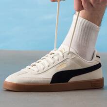 Giày thể thao cổ thấp PUMA Club II Era Casual, thời trang, đa năng, sản xuất tại Đức, dành cho cả nam và nữ, màu be/đen. - Màu be đen - Xem 2