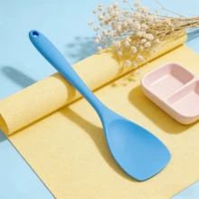 Bộ 2/4/6 chiếc thìa silicon chịu nhiệt màu xanh dương/đỏ/hồng/cam/xanh lá cây, loại lớn, chống dính, chắc chắn với cạnh cạo tích hợp – Dụng cụ nhà bếp dùng để nướng, trộn, lật. - 4 cái - Xem 2