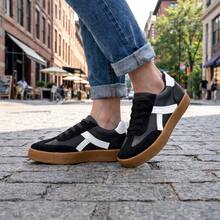 Tênis Feminino Mulher Moderna Minimalista De Couro Nobuck Resistente Confortável Uso Diário Versátil - Preto e Branco - Visão 2