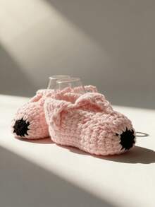 1双手工钩编婴儿鞋，粉色鞋面黑色鞋头，柔软针织新生儿鞋 - 淺粉色 - 查看 7