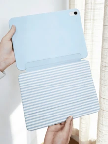 白色条纹元素设计扁平保护壳，兼容 iPad 10.2 英寸（A16）、11 英寸第 11 代（2025 年款）、第 9/10 代、Air 4 代 10.9 英寸、Galaxy Tab S6 Lite 10.4 英寸，防摔，带笔槽，支持睡眠/唤醒功能，浪漫礼物。 - 淺藍色 - 查看 4